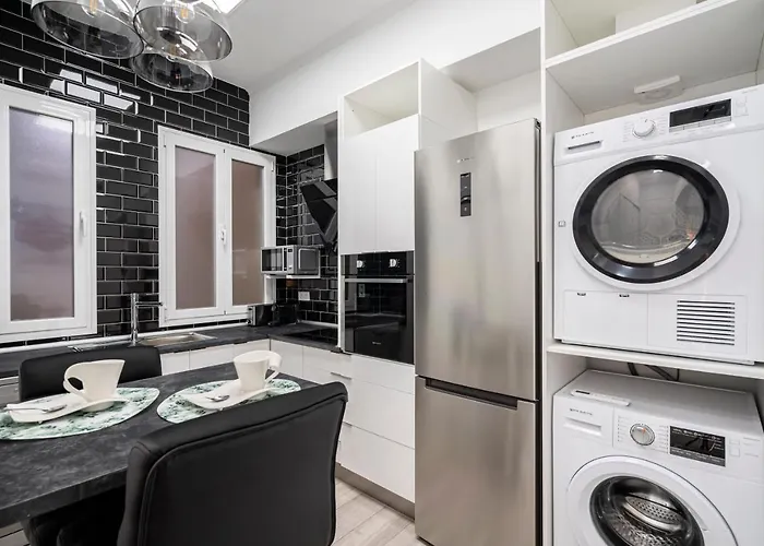 Moncloa Apartment