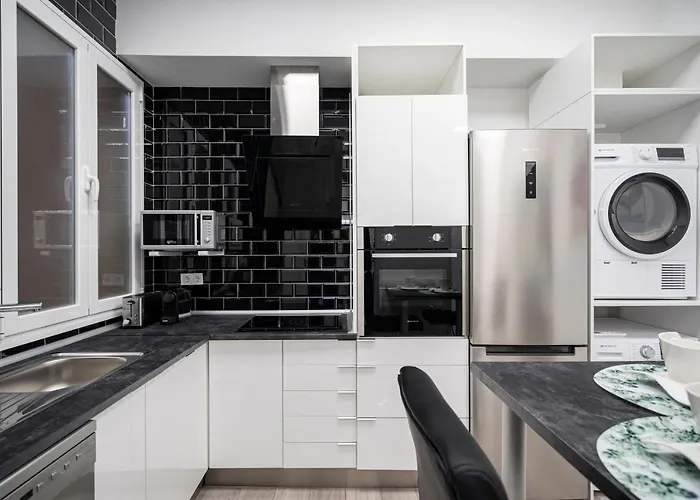 Moncloa Apartment